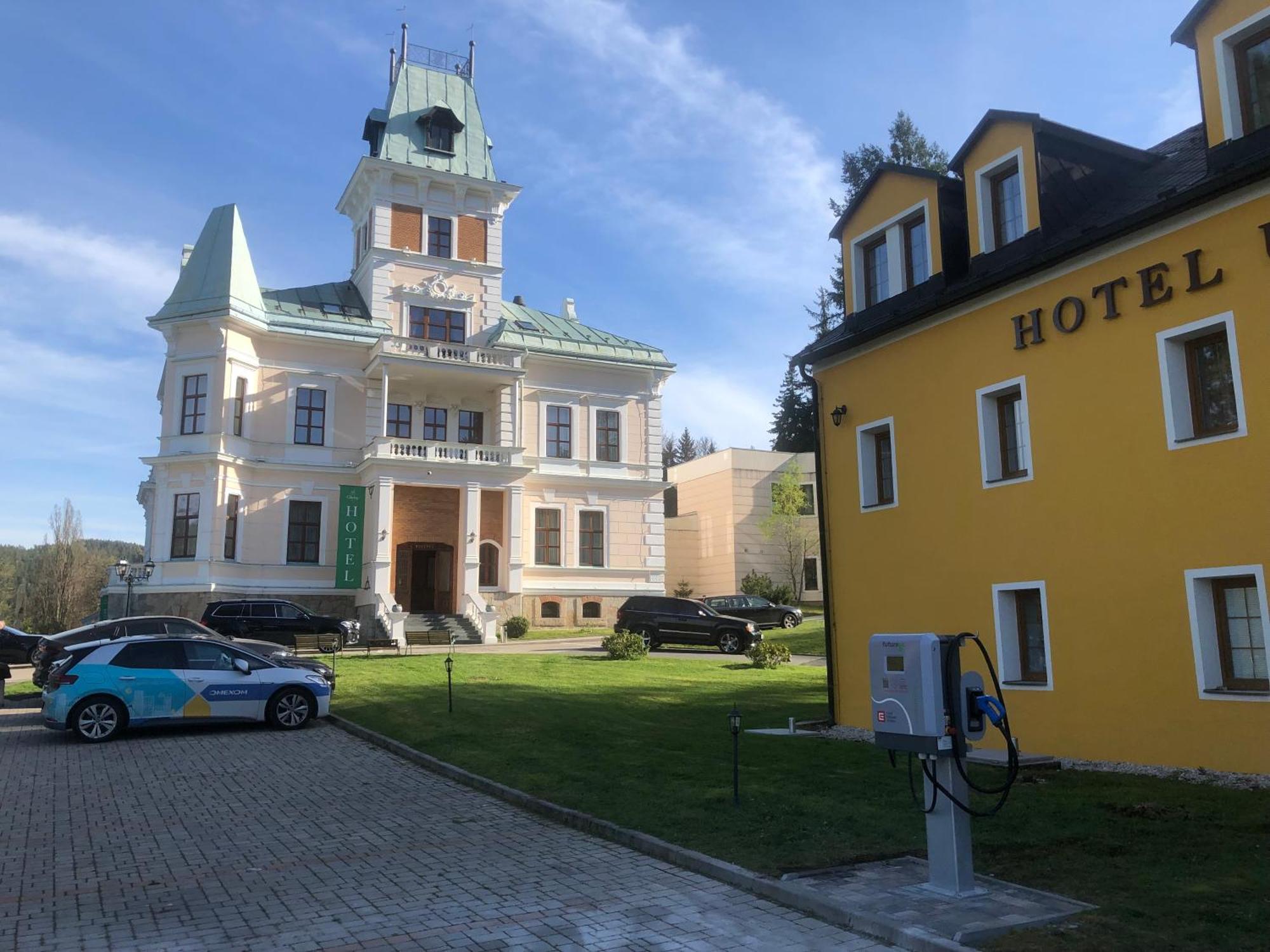 Chateau Cihelny Karlsbad Exterior foto